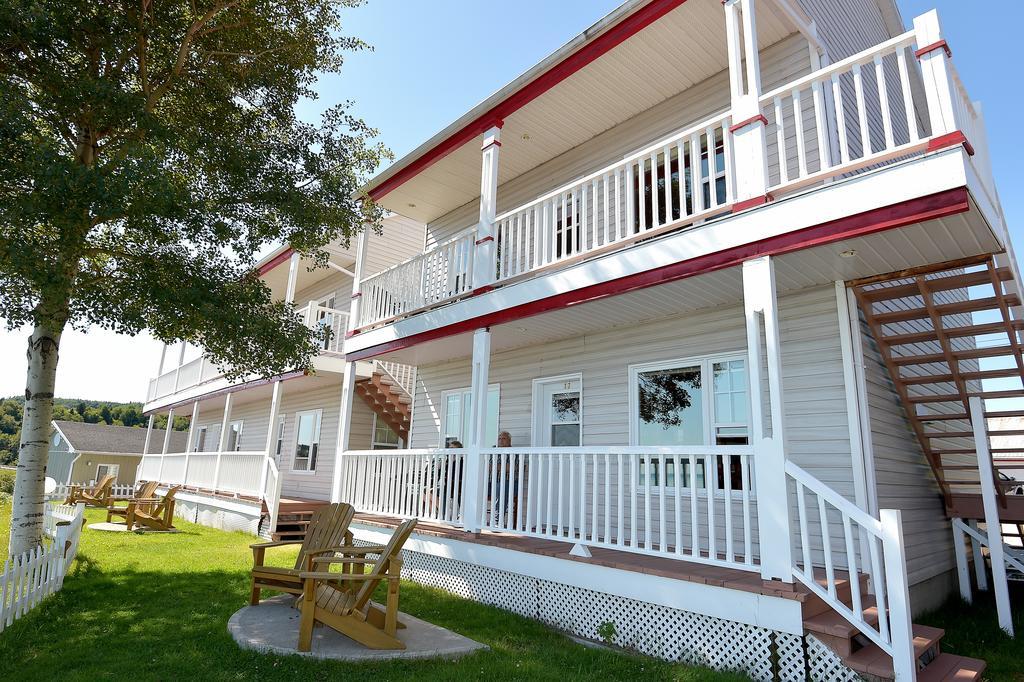 Saint-Siméon Motel Et Chalets Bo-Fleuve Evangeline المظهر الخارجي الصورة