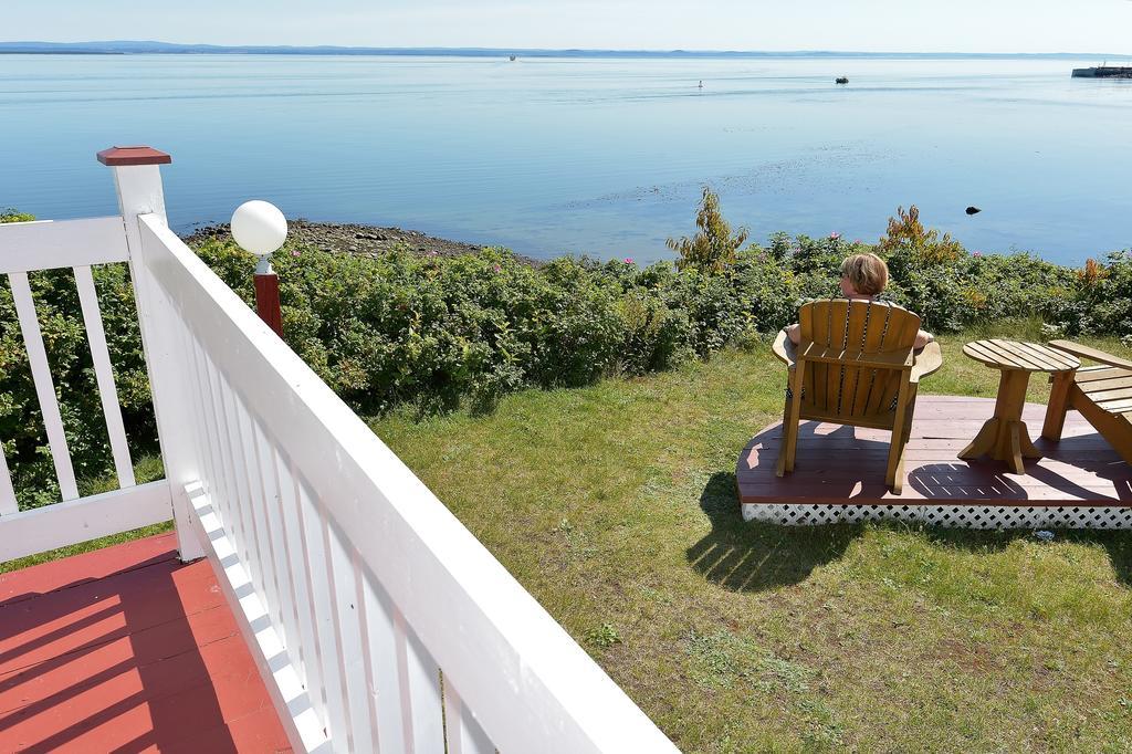 Saint-Siméon Motel Et Chalets Bo-Fleuve Evangeline المظهر الخارجي الصورة