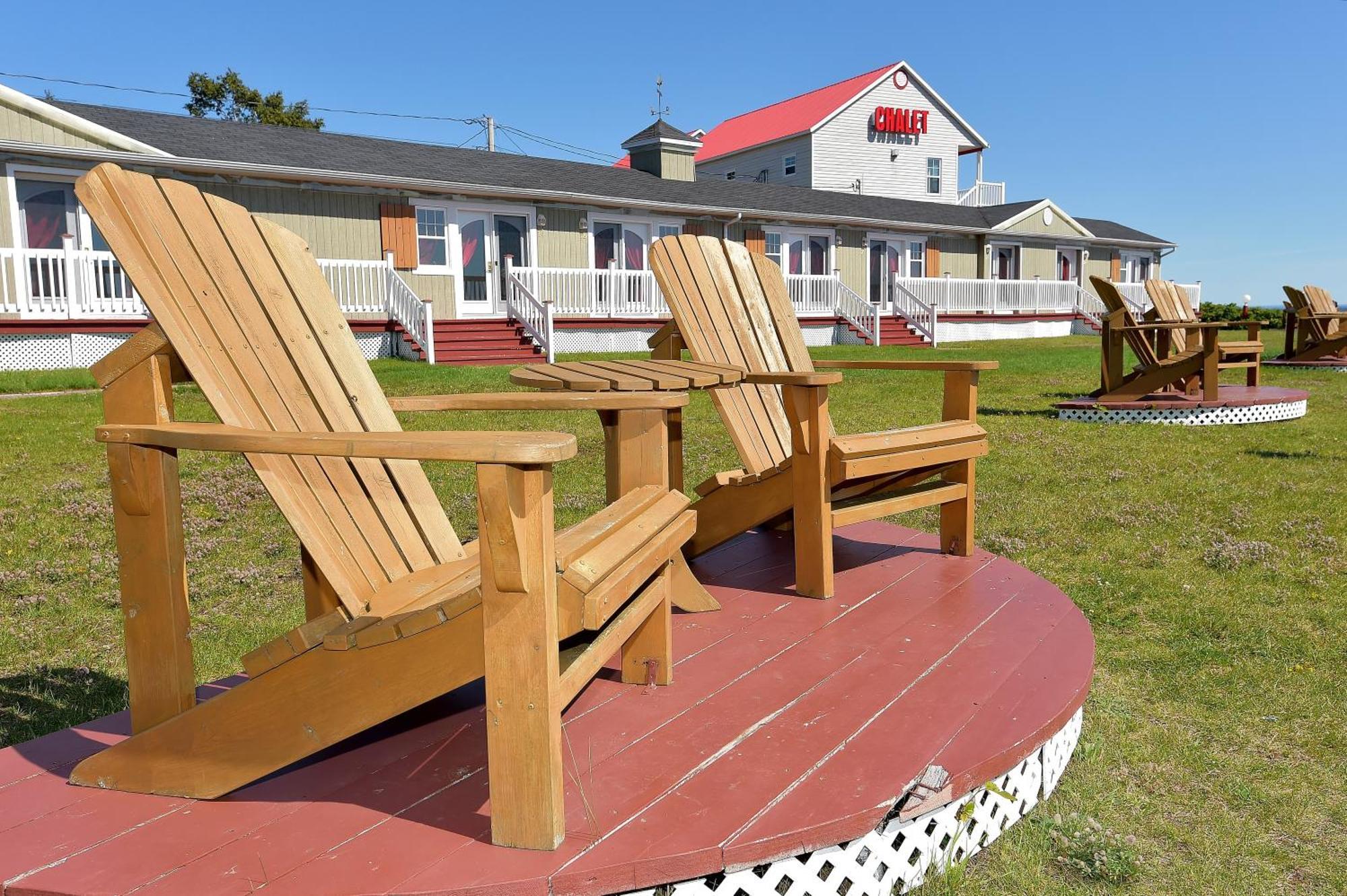Saint-Siméon Motel Et Chalets Bo-Fleuve Evangeline الغرفة الصورة